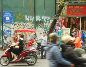 Ha Long Bay Shopping Guide: Best Souvenirs, Pearls, and Night Market Finds