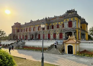 Hue Food Tour: What to Eat and Where to Find It in Vietnam’s Imperial City
