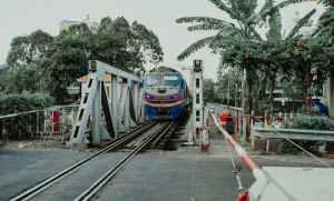 Booking Vietnam Overnight Trains: Sleeper Cabins, Routes &amp; Best Practices