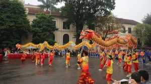 Navigating Tet Logistics: Transport &amp; Accommodation Tips for Vietnam