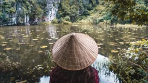 Saying Thank You in Vietnamese: More Than Just ‘Cảm Ơn’