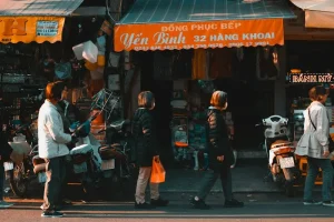 Don’t Get Scammed: Safe Money Practices for Travelers in Vietnam