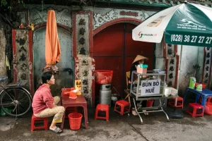 Your Ultimate Guide to an Unforgettable Vietnamese Street Food Adventure