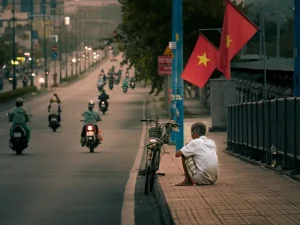 Managing Your Money for Long Stays in Vietnam: A Digital Nomad’s Guide